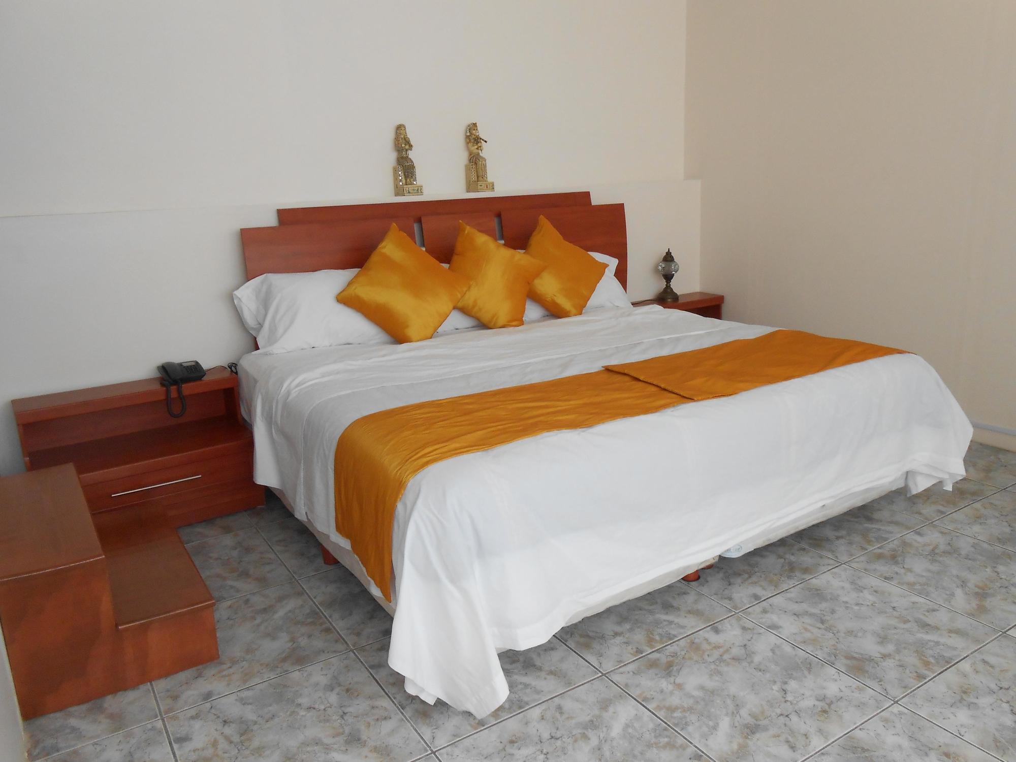 Hotel Casa Shalom 3*