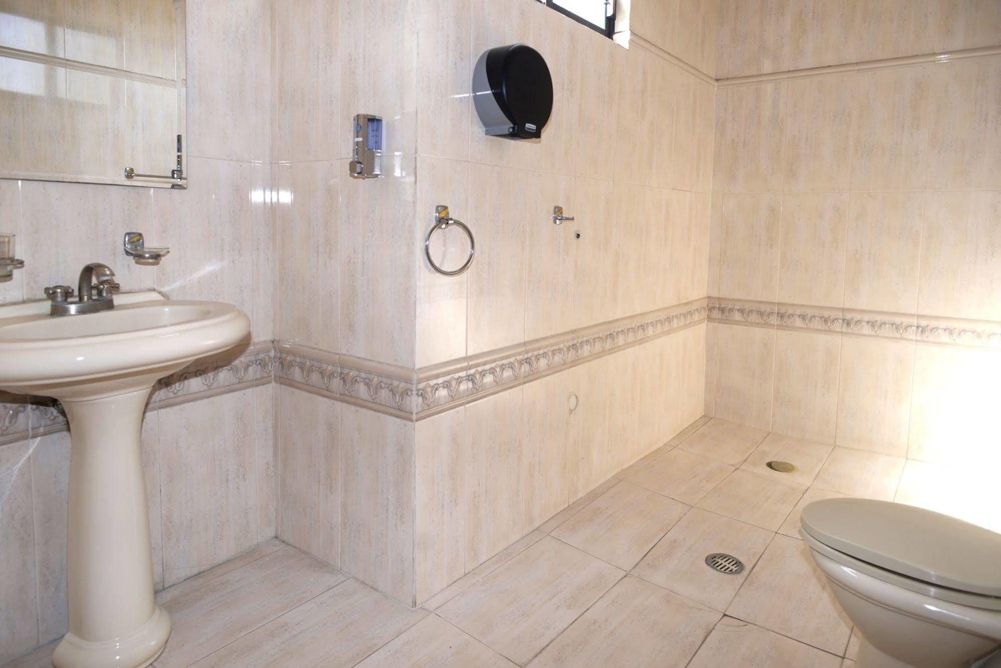 Casa Shalom Hotel 3*